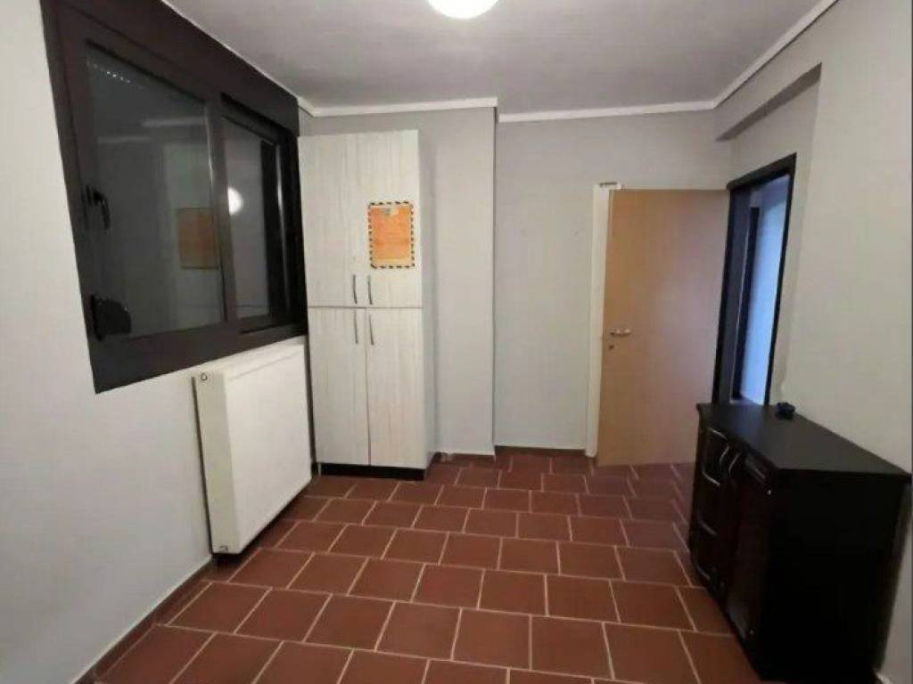 Forumland Real Estate, Δωμάτιο