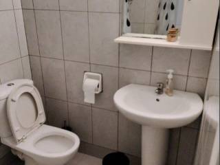 Forumland Real Estate, Μπάνιο