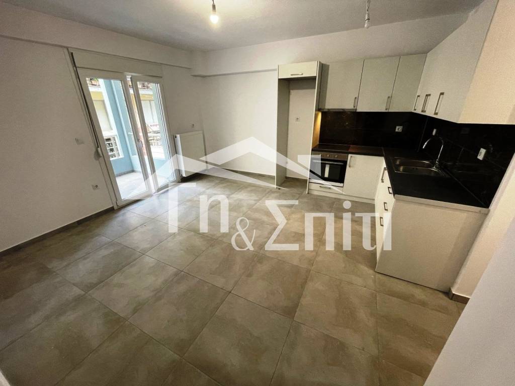 Σαλοκουζίνα