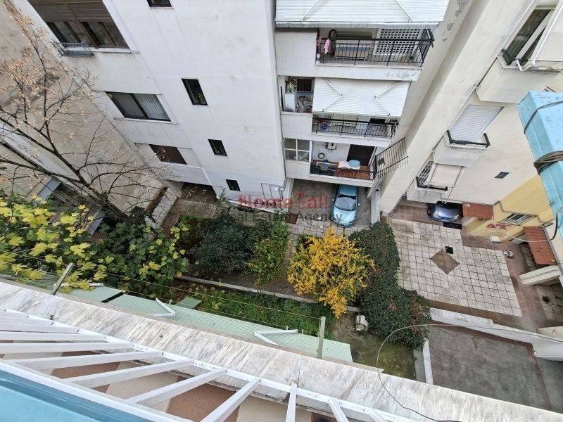 Θέα από μπαλκόνι