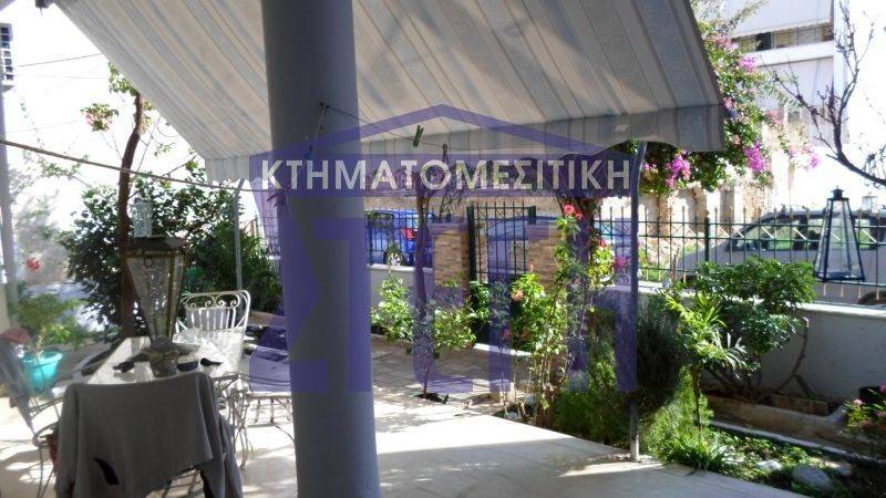 Θέα από μπαλκόνι