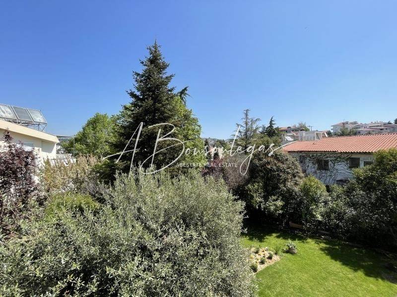 Θέα από μπαλκόνι