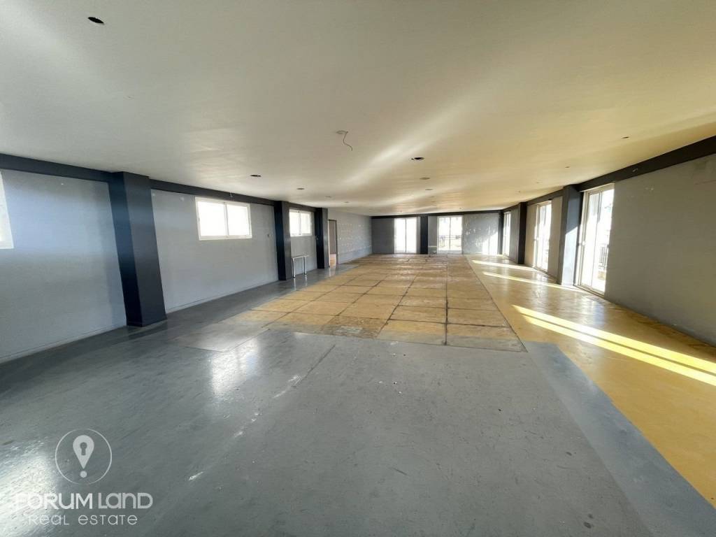 Forumland Real Estate, Εσωτερική όψη