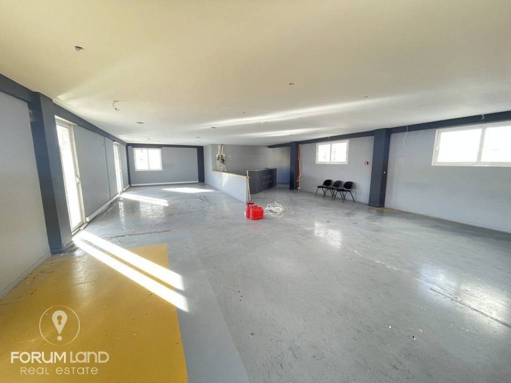 Forumland Real Estate, Εσωτερική όψη