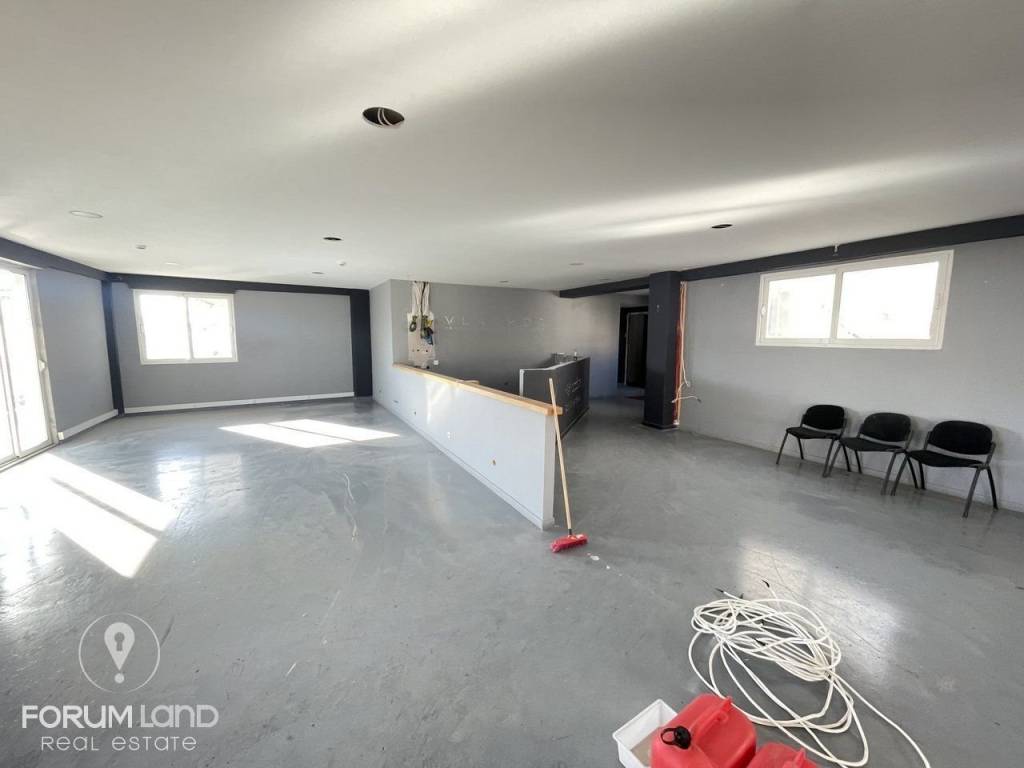 Forumland Real Estate, Εσωτερική όψη