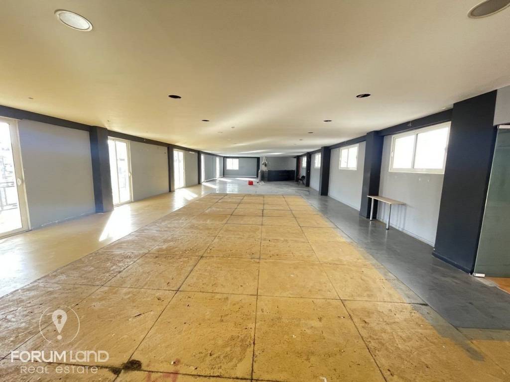 Forumland Real Estate, Εσωτερική όψη