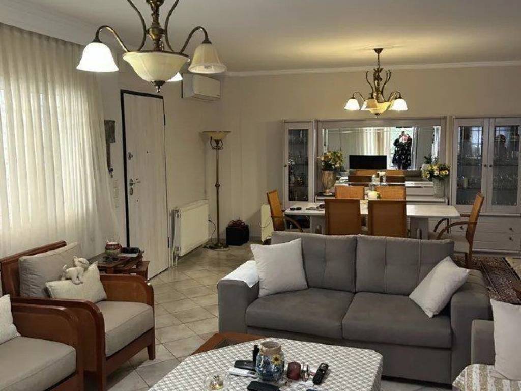 Forumland Real Estate, Σαλοκουζίνα