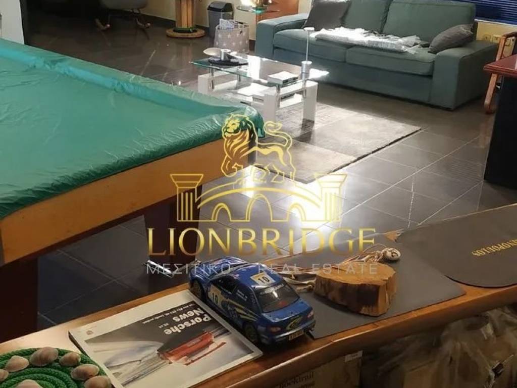 Εσωτερικοι χώροι