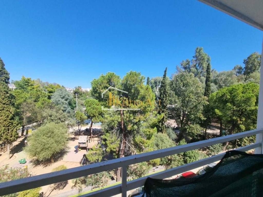 Θέα από μπαλκόνι