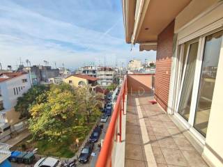 Θέα από μπαλκόνι