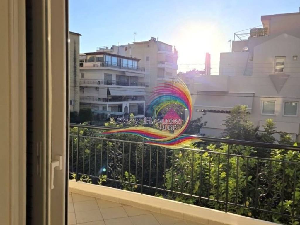 Θέα από μπαλκόνι