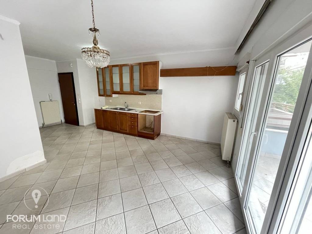 Forumland Real Estate, Σαλοκουζίνα