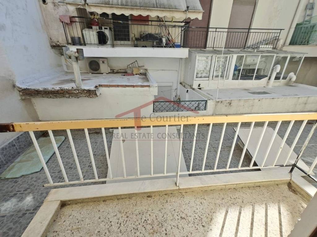 Θέα από μπαλκόνι