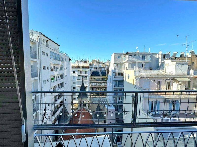 Θέα από μπαλκόνι