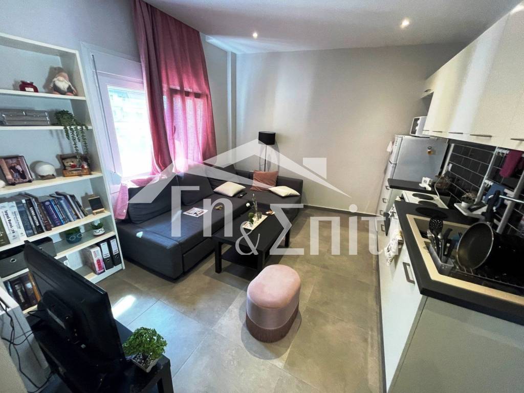 Σαλοκουζίνα