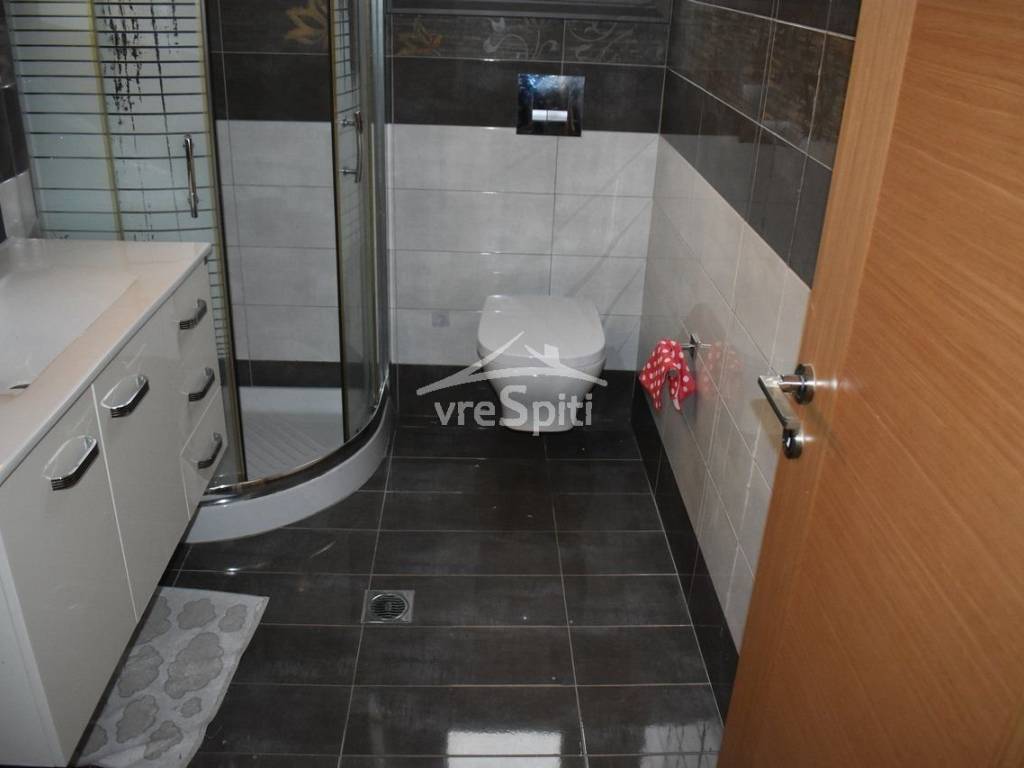 ΑΠΟΨΗ ΛΟΥΤΡΟΥ