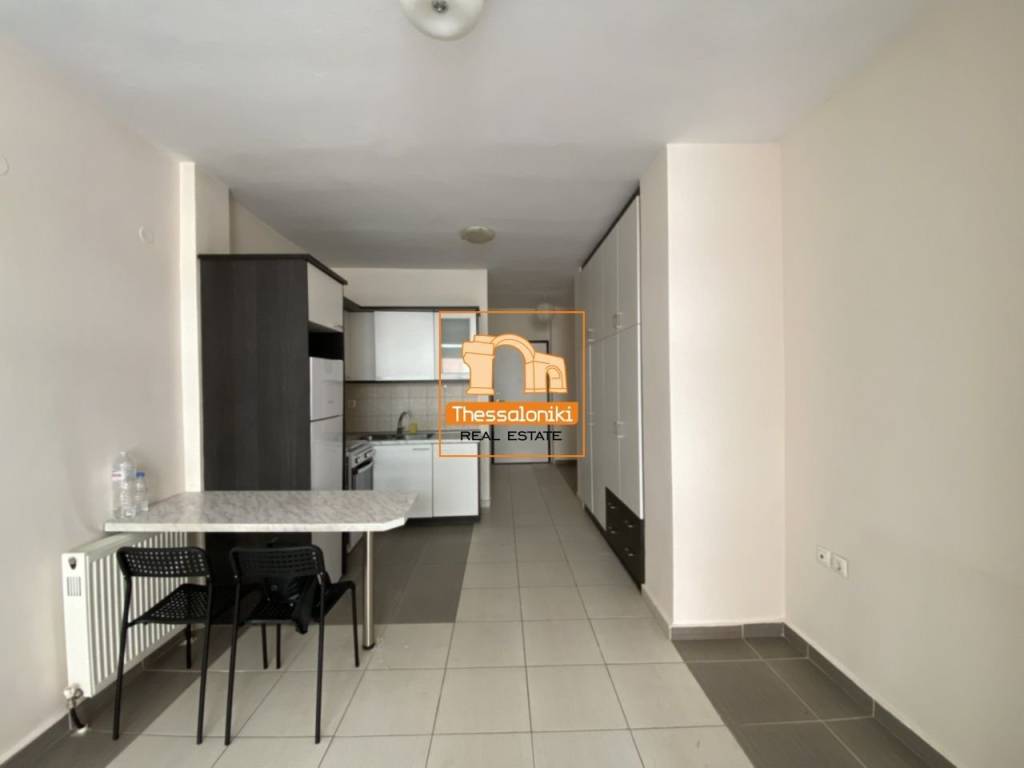 Πλ. Δώδεκα Αποστόλων, Στούντιο, 53 τ.μ.