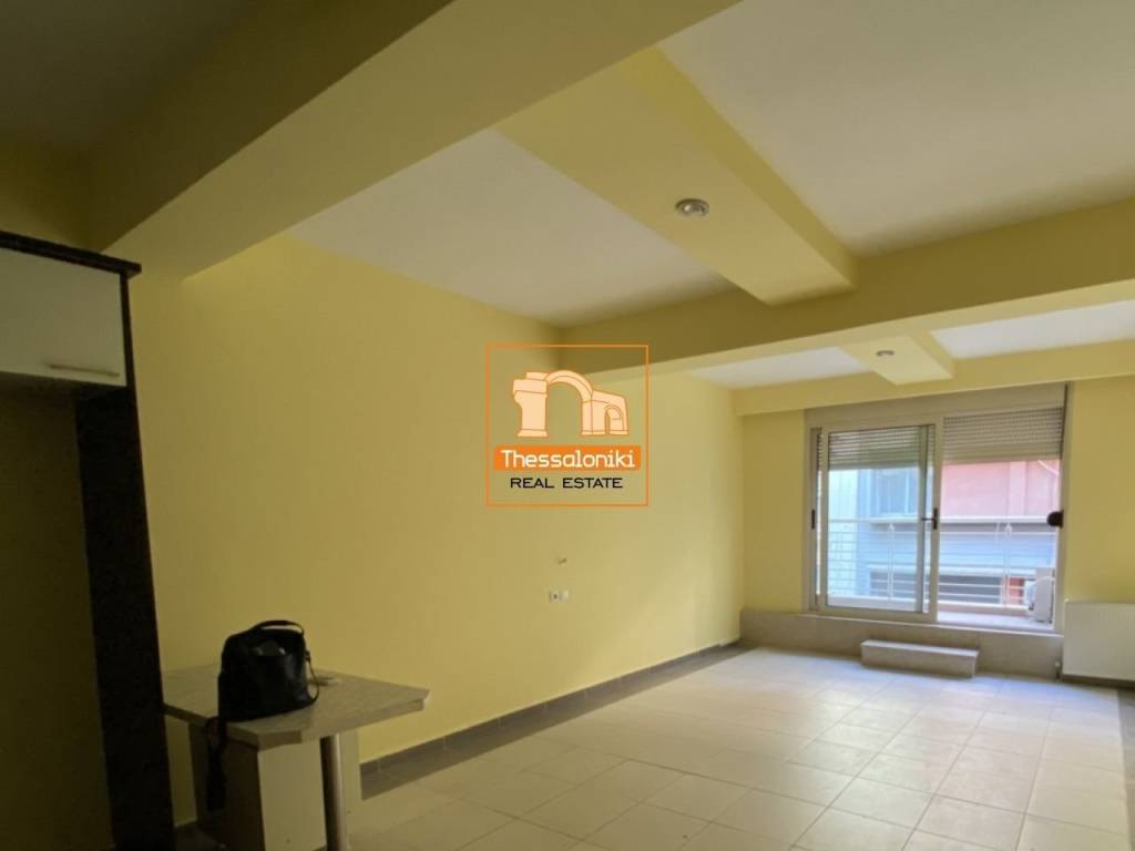 Πλ. Δώδεκα Αποστόλων, Στούντιο, 53 τ.μ.