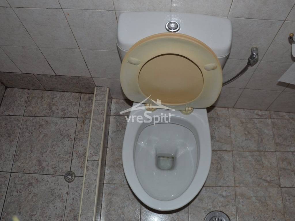 ΑΠΟΨΗ ΜΠΑΝΙΟΥ