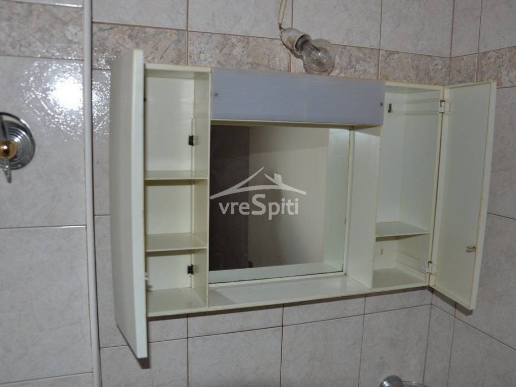 ΑΠΟΨΗ ΜΠΑΝΙΟΥ