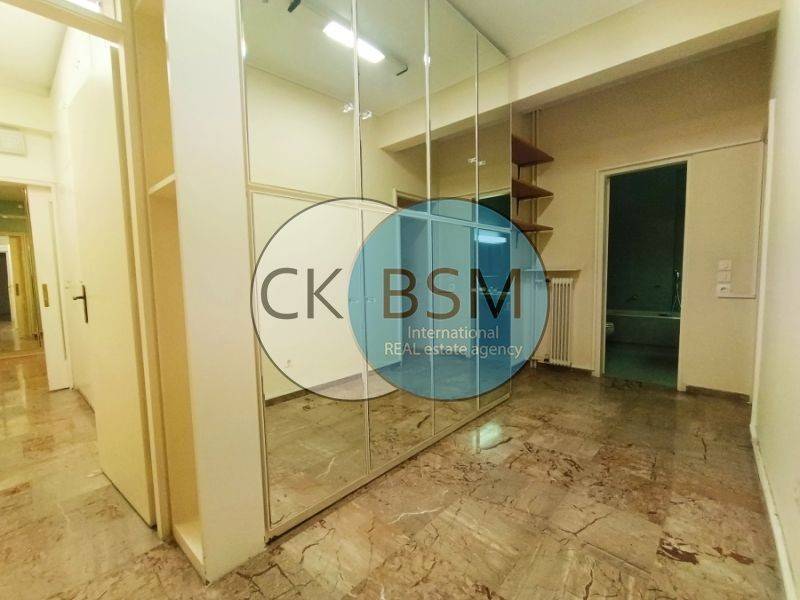 Άποψη εσωτερικών χώρων / Indoor view