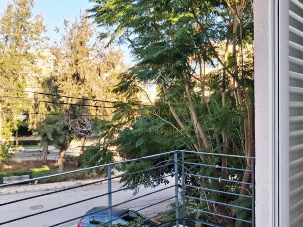 Θέα από μπαλκόνι