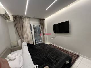 ΣΑΛΟΝΙ Ή ΔΕΥΤΕΡΟ ΔΩΜΑΤΙΟ