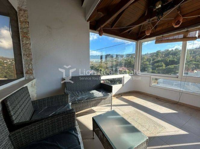 Θέα από μπαλκόνι