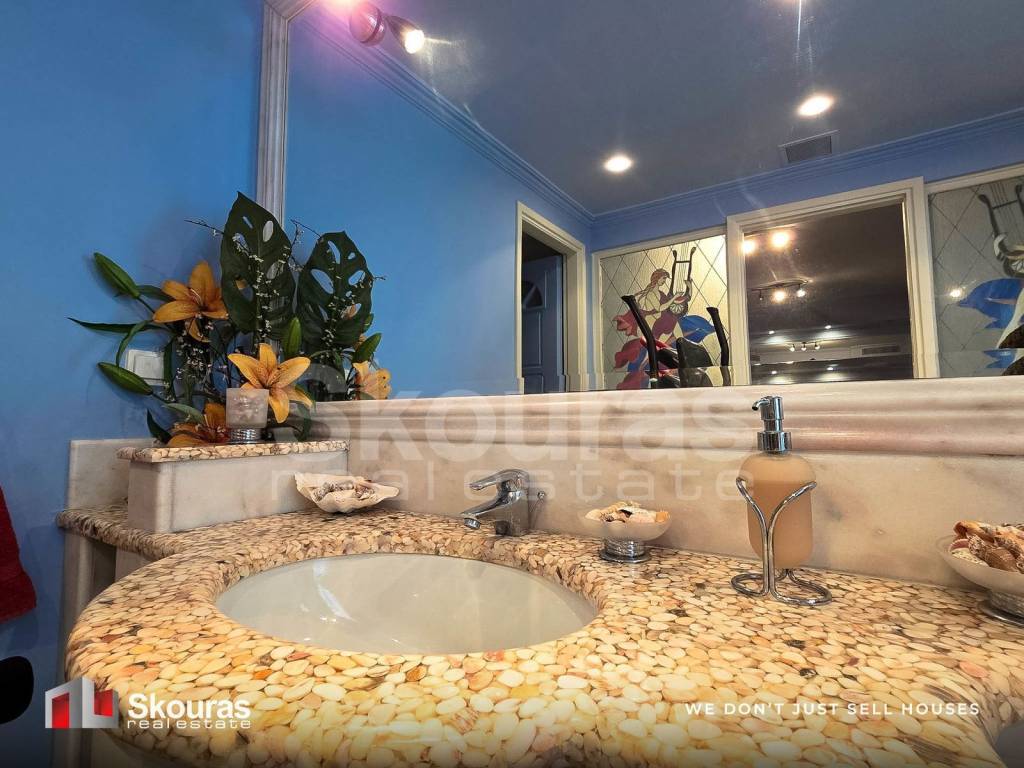 Εσωτερικοι χώροι