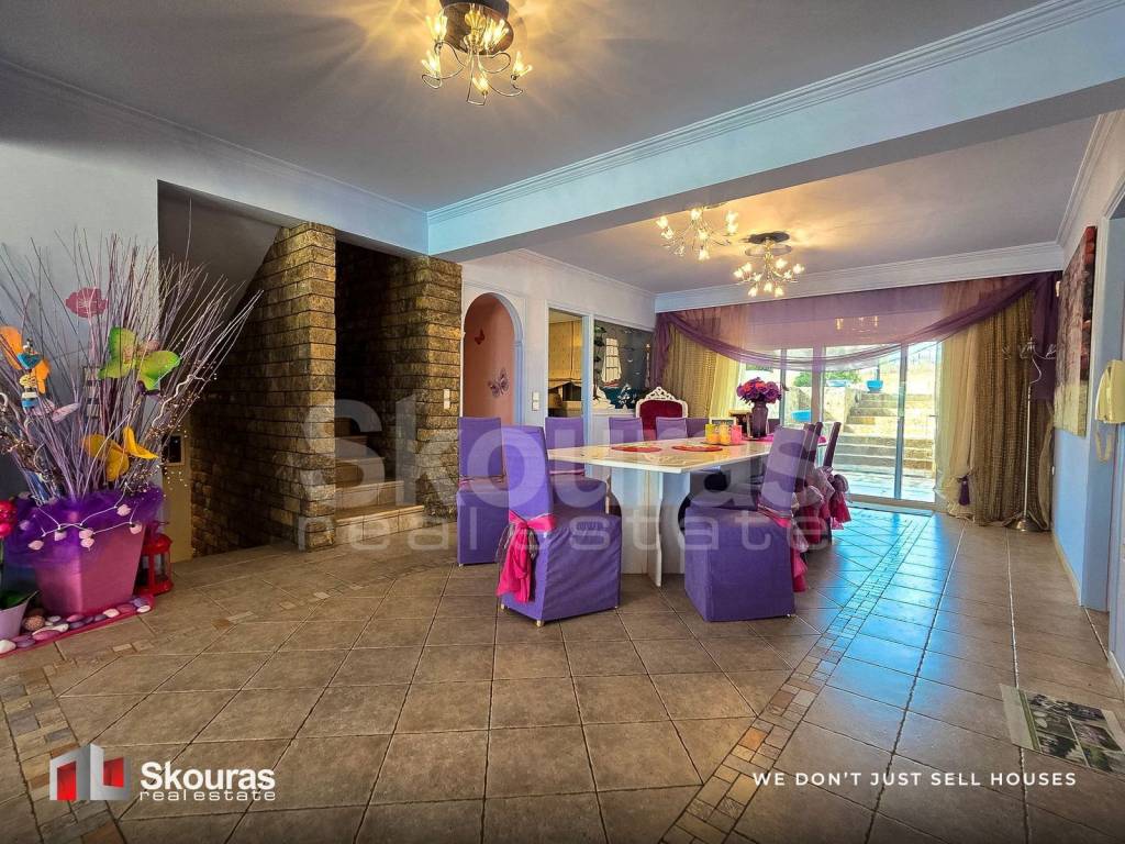 Εσωτερικοι χώροι