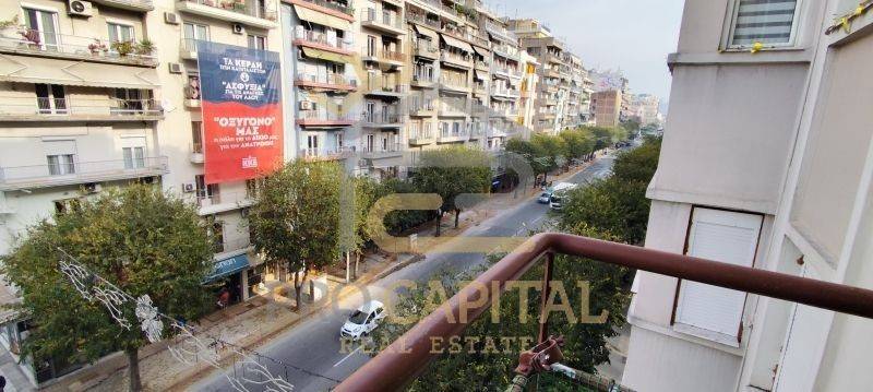 Θέα από μπαλκόνι