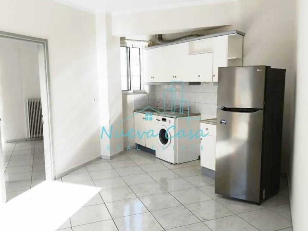 Σαλοκουζίνα