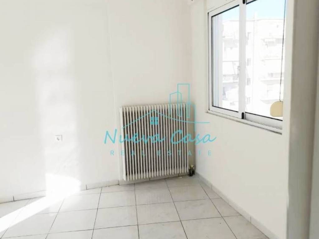 Σαλοκουζίνα