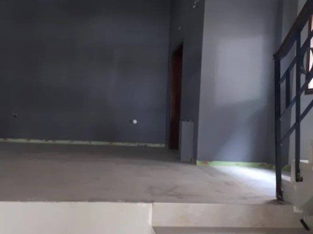 Forumland Real Estate, Κατάστημα