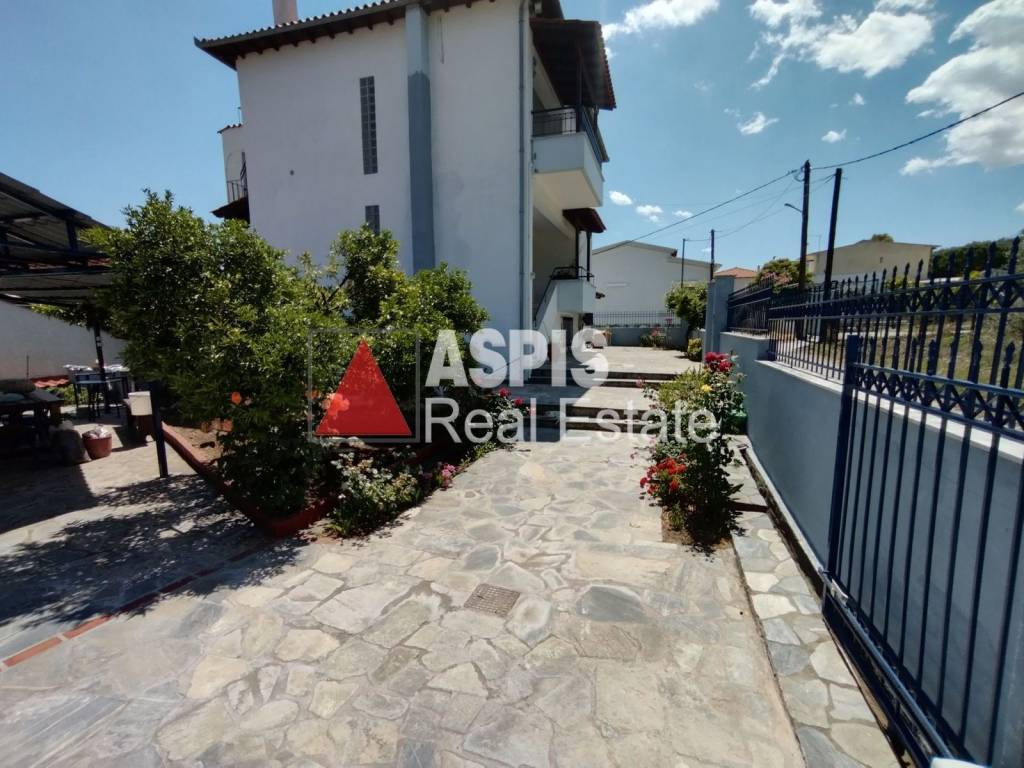 Εξωτερικοι χώροι