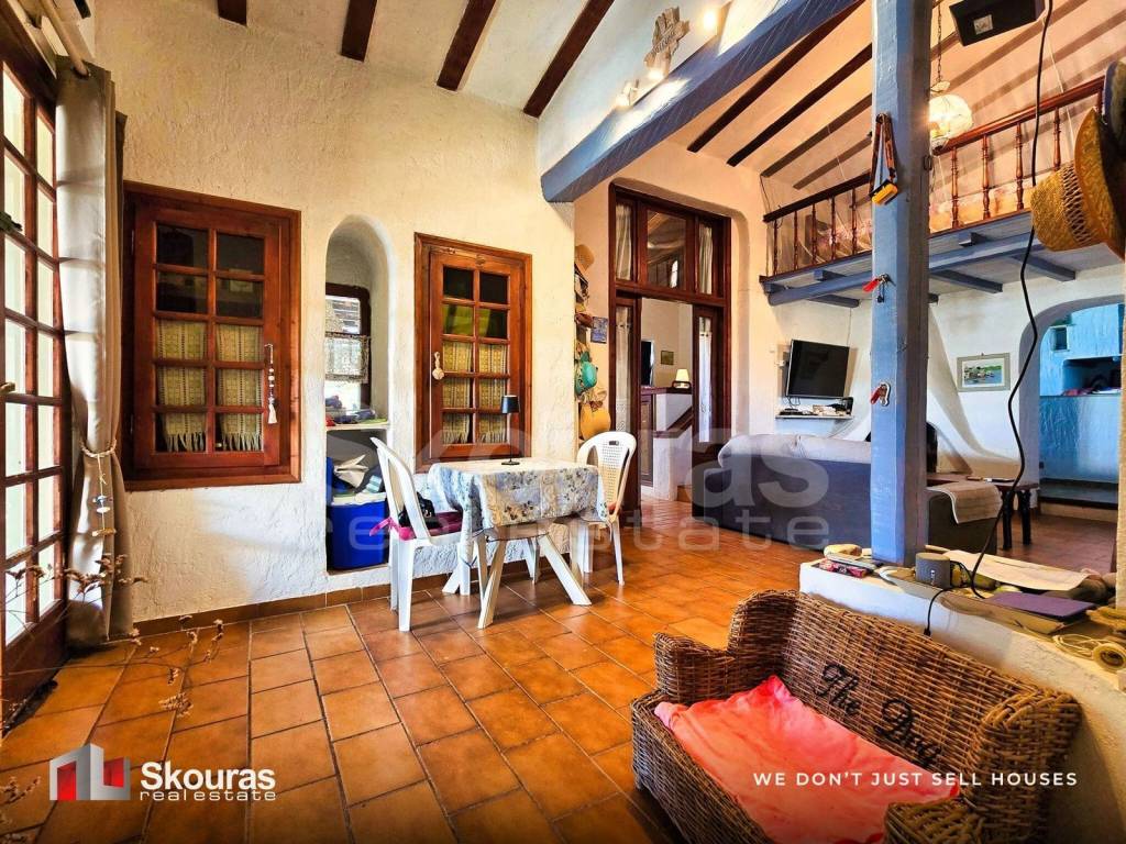 Εσωτερικοι χώροι