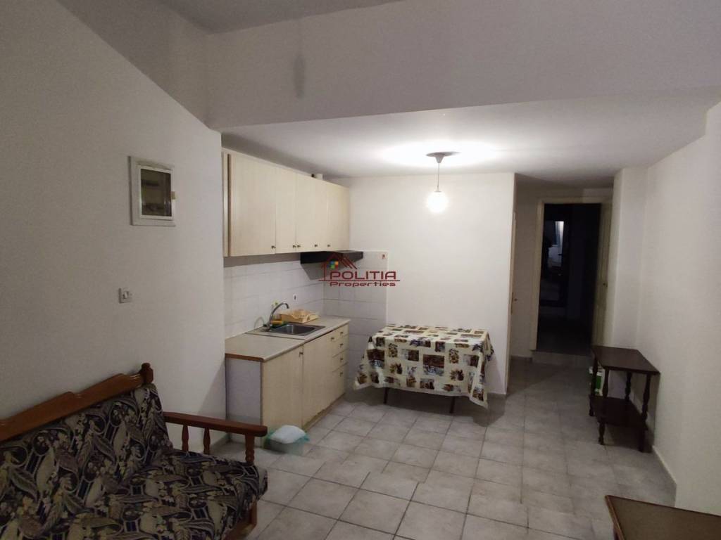 Σαλοκουζίνα