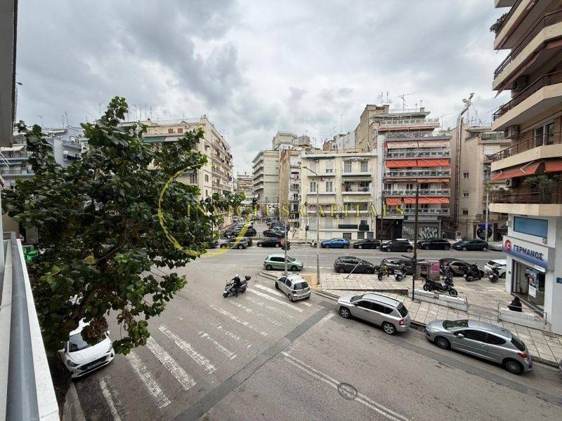 Θέα από μπαλκόνι