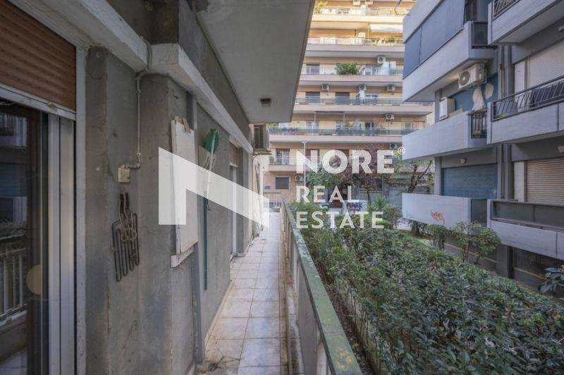 Θέα από μπαλκόνι