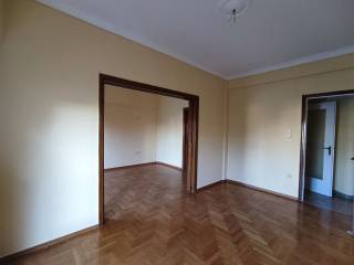 τραπεζαρία - σαλόνι