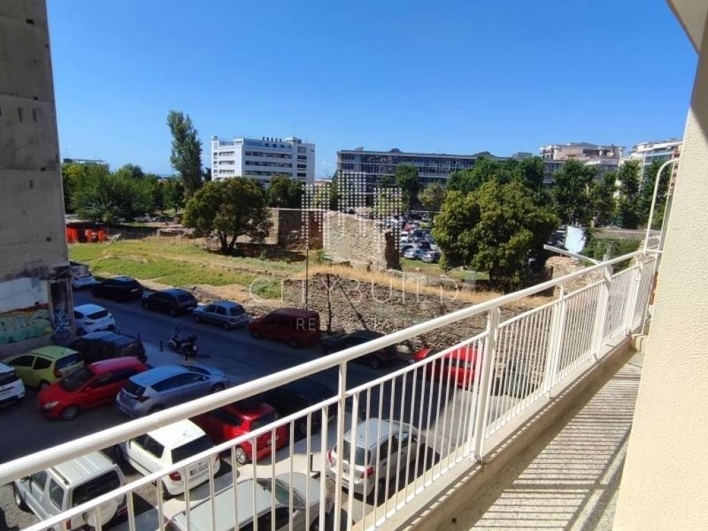 Θέα από μπαλκόνι