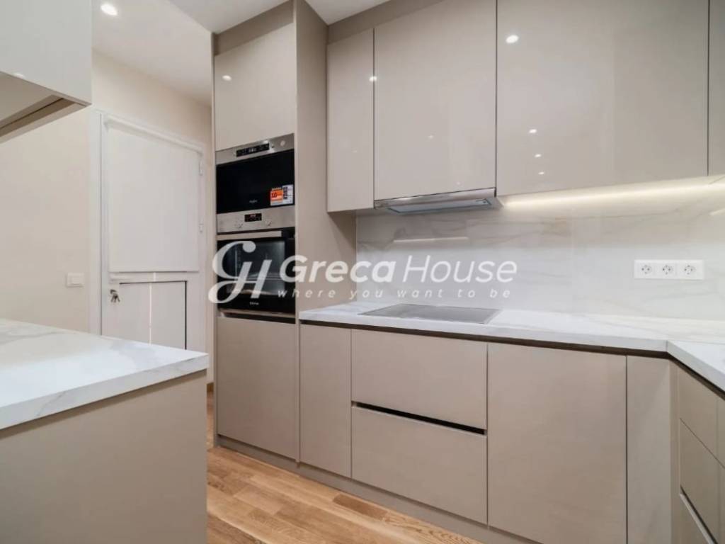 Ανακαινισμένο πολυτελές διαμέρισμα πώληση Πλατεία Κυψέλης