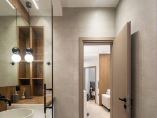 Forumland Real Estate, Μπάνιο