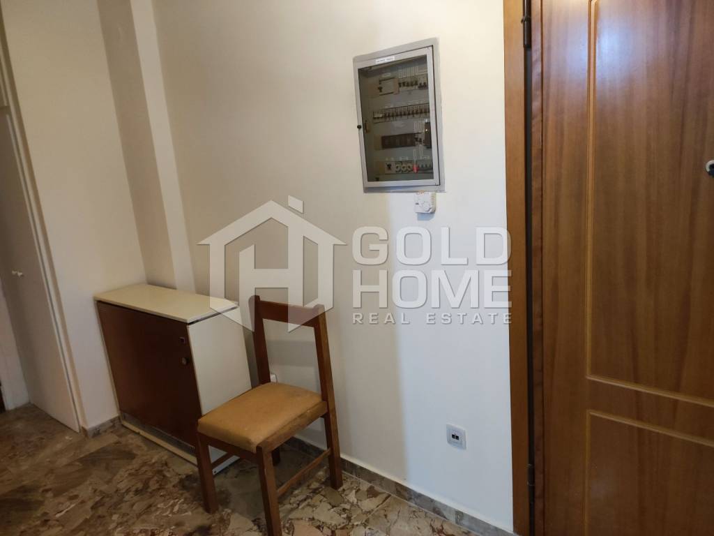 chol kentrikes eisodoy