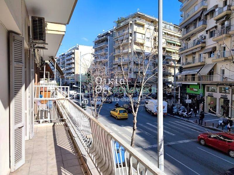 Θέα από μπαλκόνι