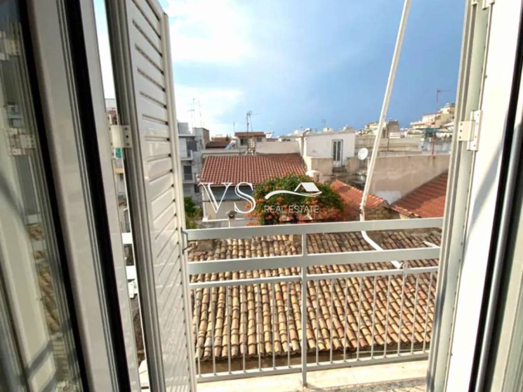 Θέα απο μπαλκόνι