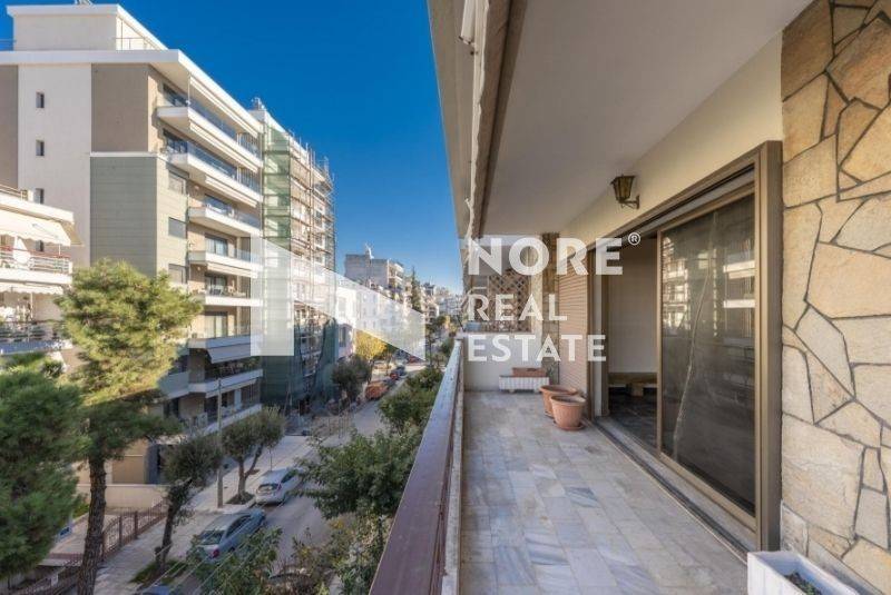 Θέα από μπαλκόνι