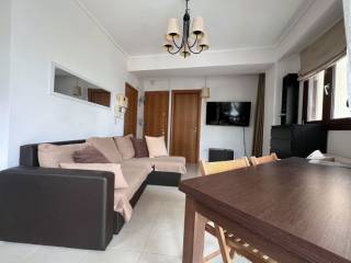 Kathistiko kai koyzina.