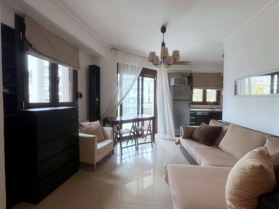 Kathistiko kai koyzina.