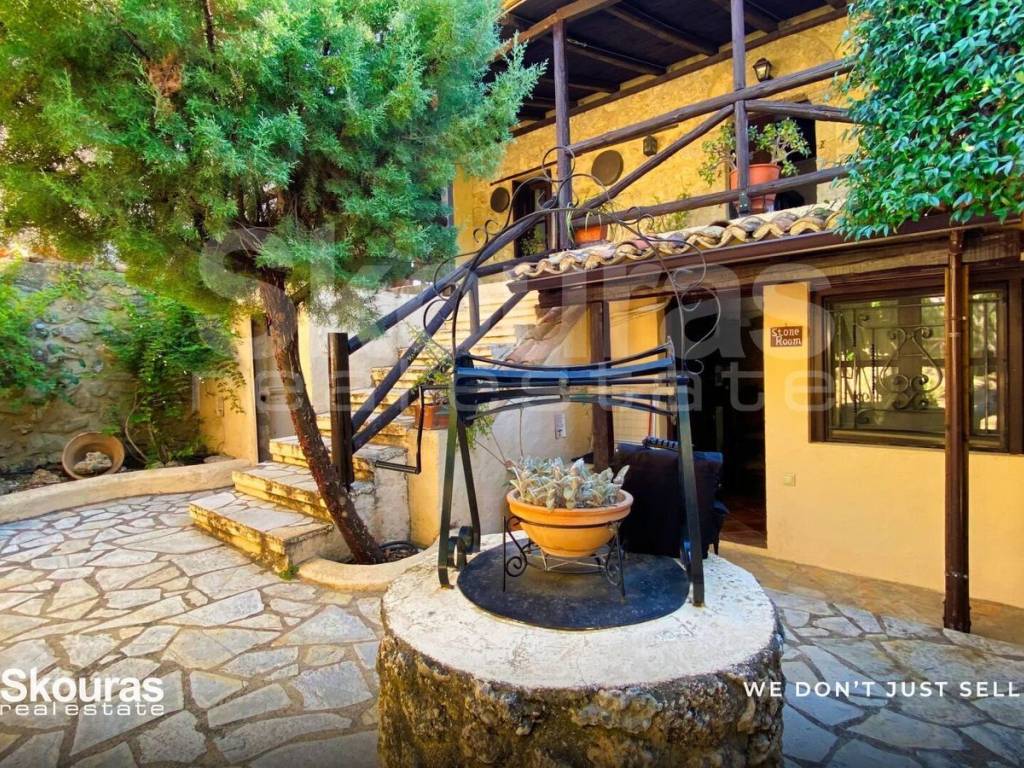 Εσωτερικοι χώροι